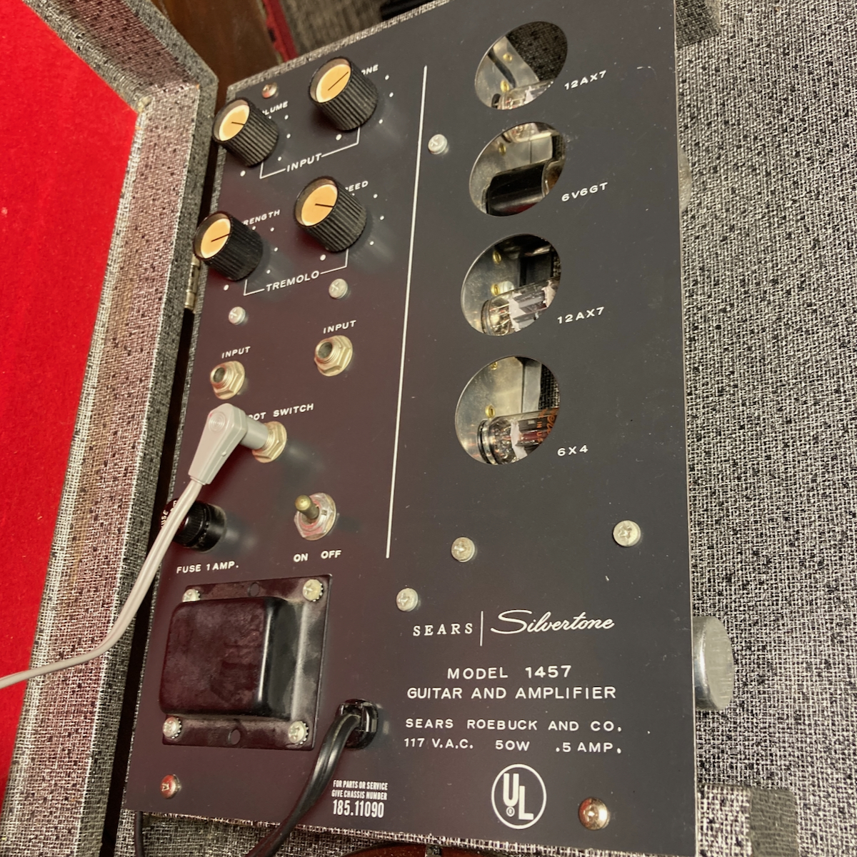 Silvertone 1960s Silvertone 1457 Red Sparkle Burst / Amp in Case