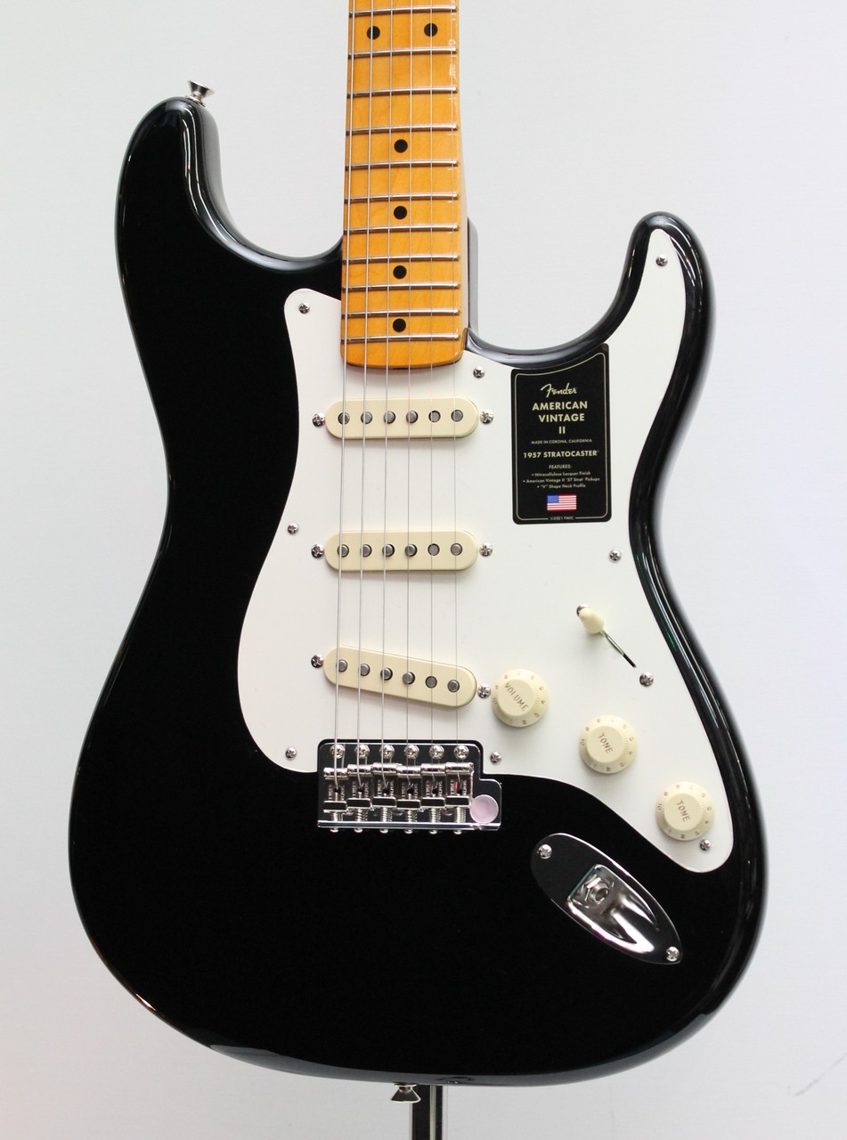 Fender American Vintage II 1957 Stratocaster / Black / 3.45