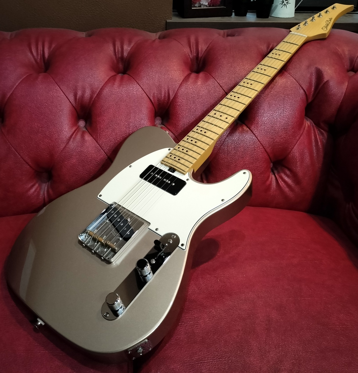Three Dots Guitars ストラトモデル/Dolphine Gray Three Dots Guitars S Dolphin Gray Metallic #T032 3.61kg