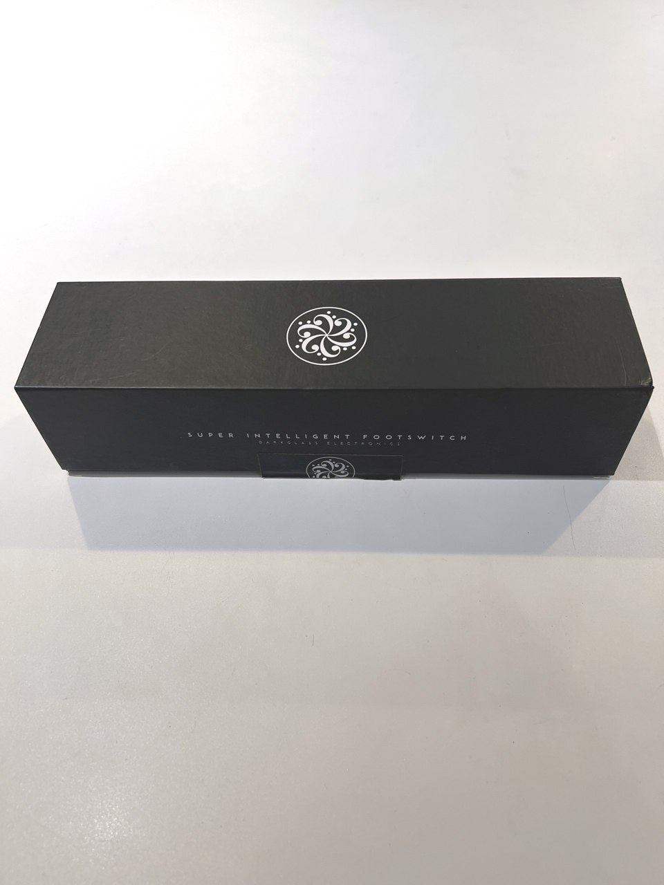 【美品】Darkglass X900 900W フットスイッチ・元箱付 美品】Darkglass X900 900W フットスイッチ・元箱付 美品】Darkglass