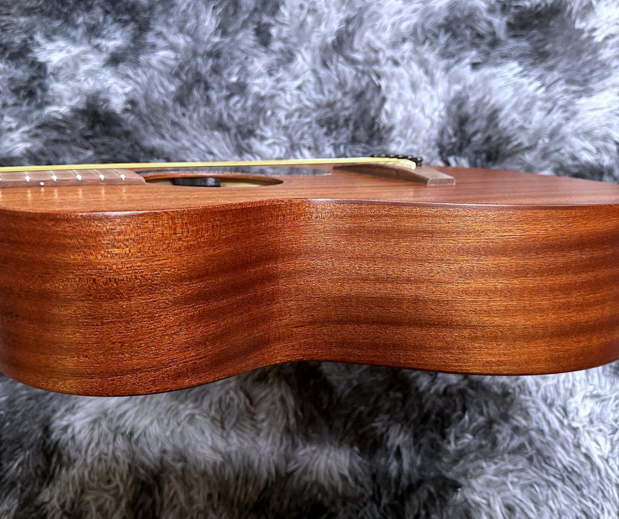 Martin 000 Jr E Sapele【特価】 【エレアコ】（新品特価/送料無料