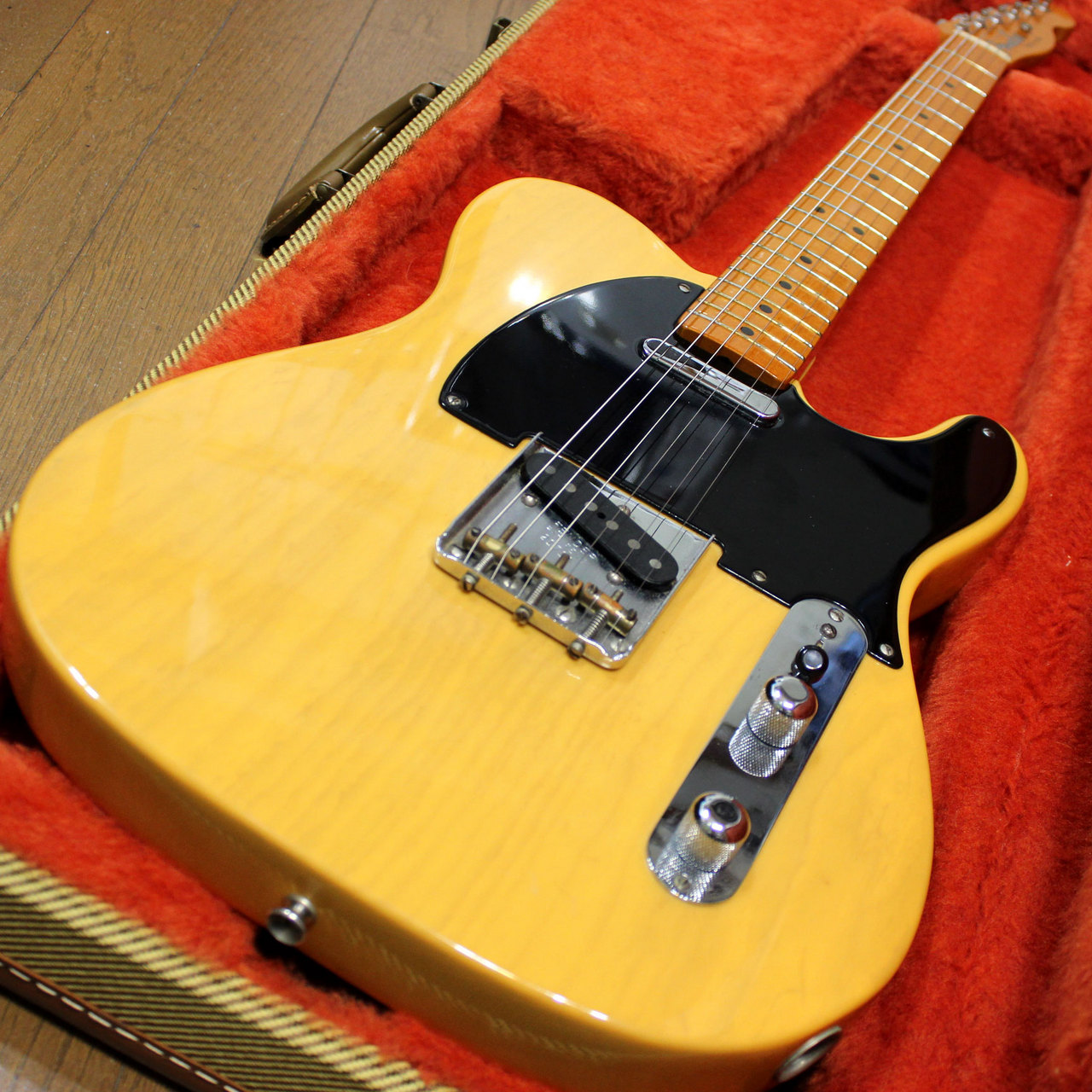 Fender American Vintage 1952 Telecaster Butter Scotch Blonde 