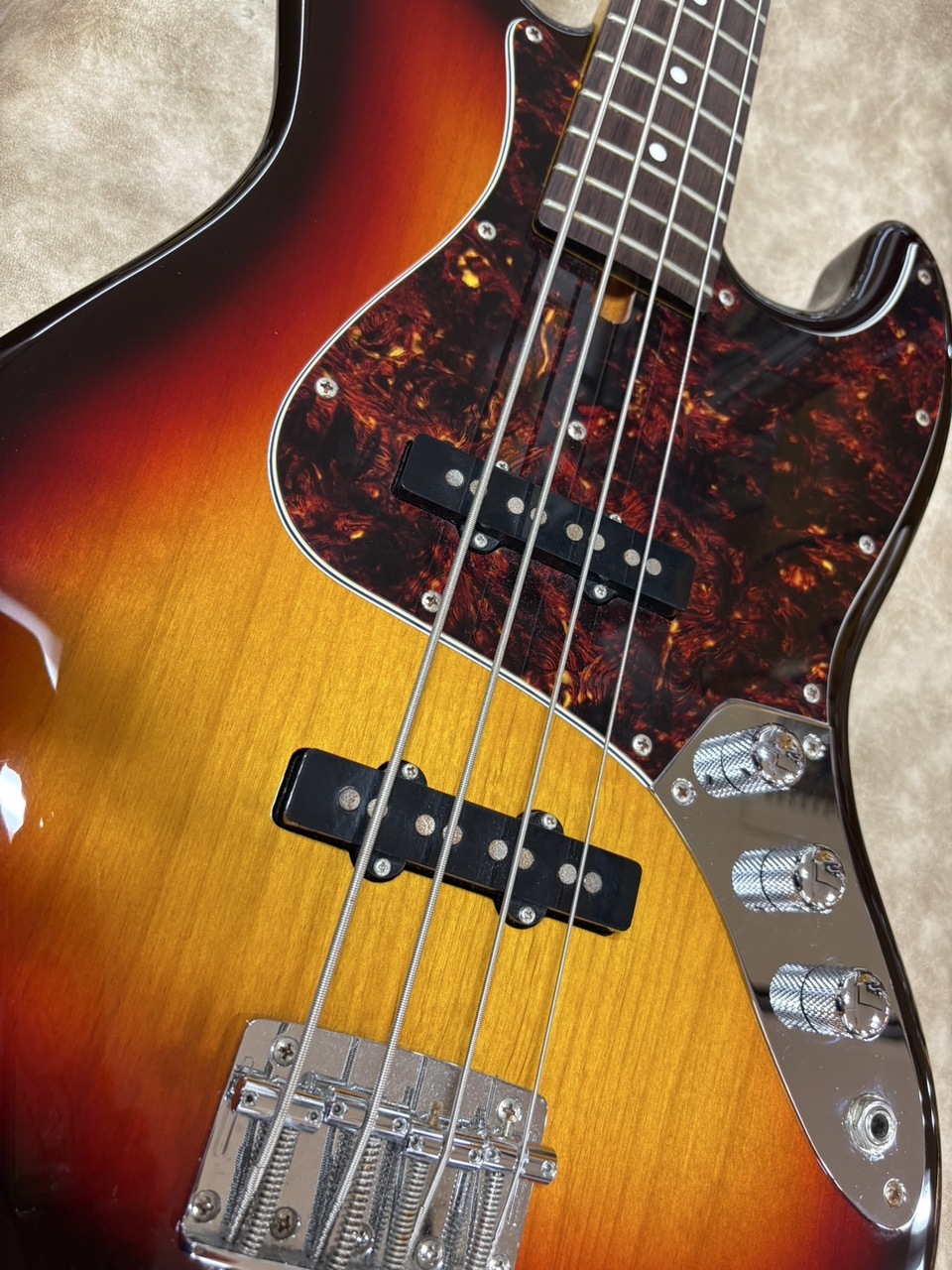 Moon JB-4C【国産JBの定番！】（中古/送料無料）【楽器検索