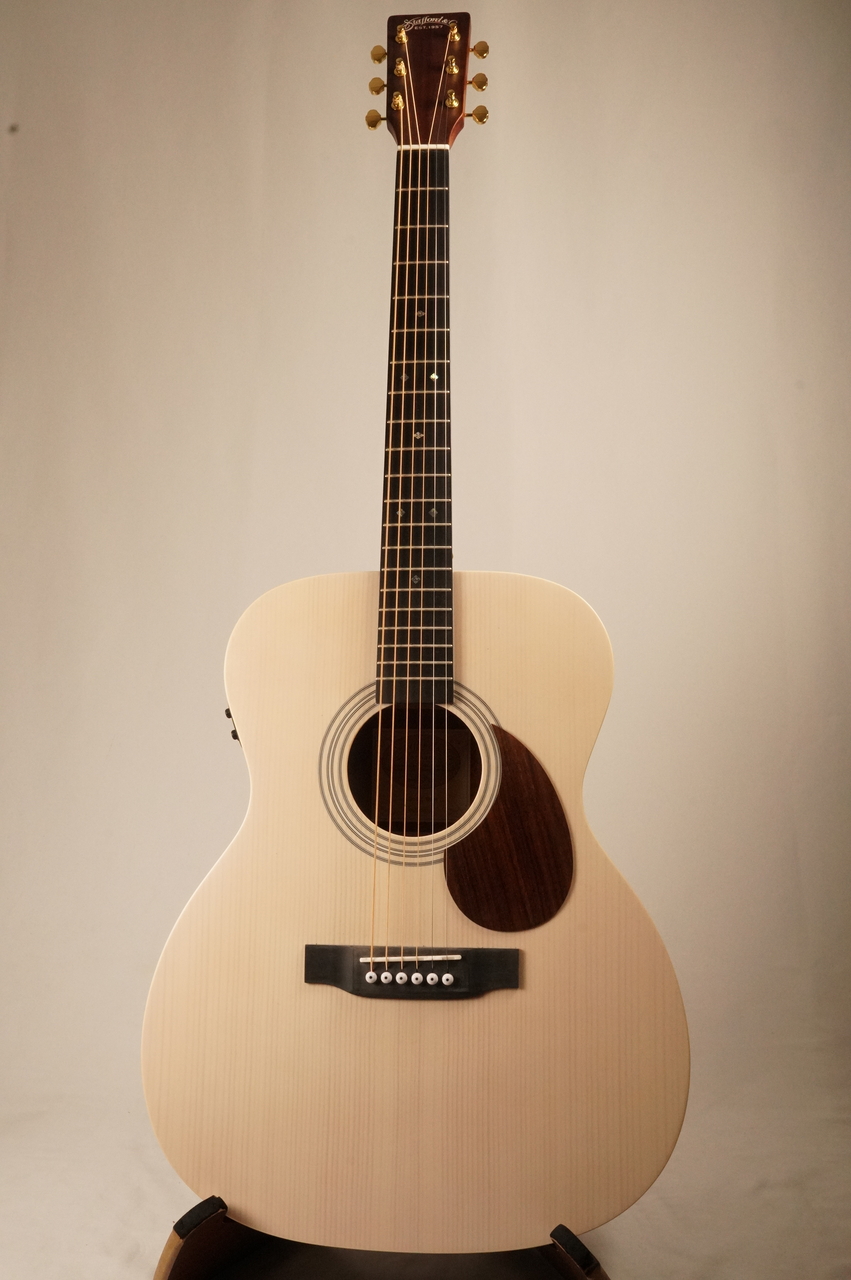 Stafford SF-3F White Top 【エレアコ】【トップ単板】（新品）【楽器