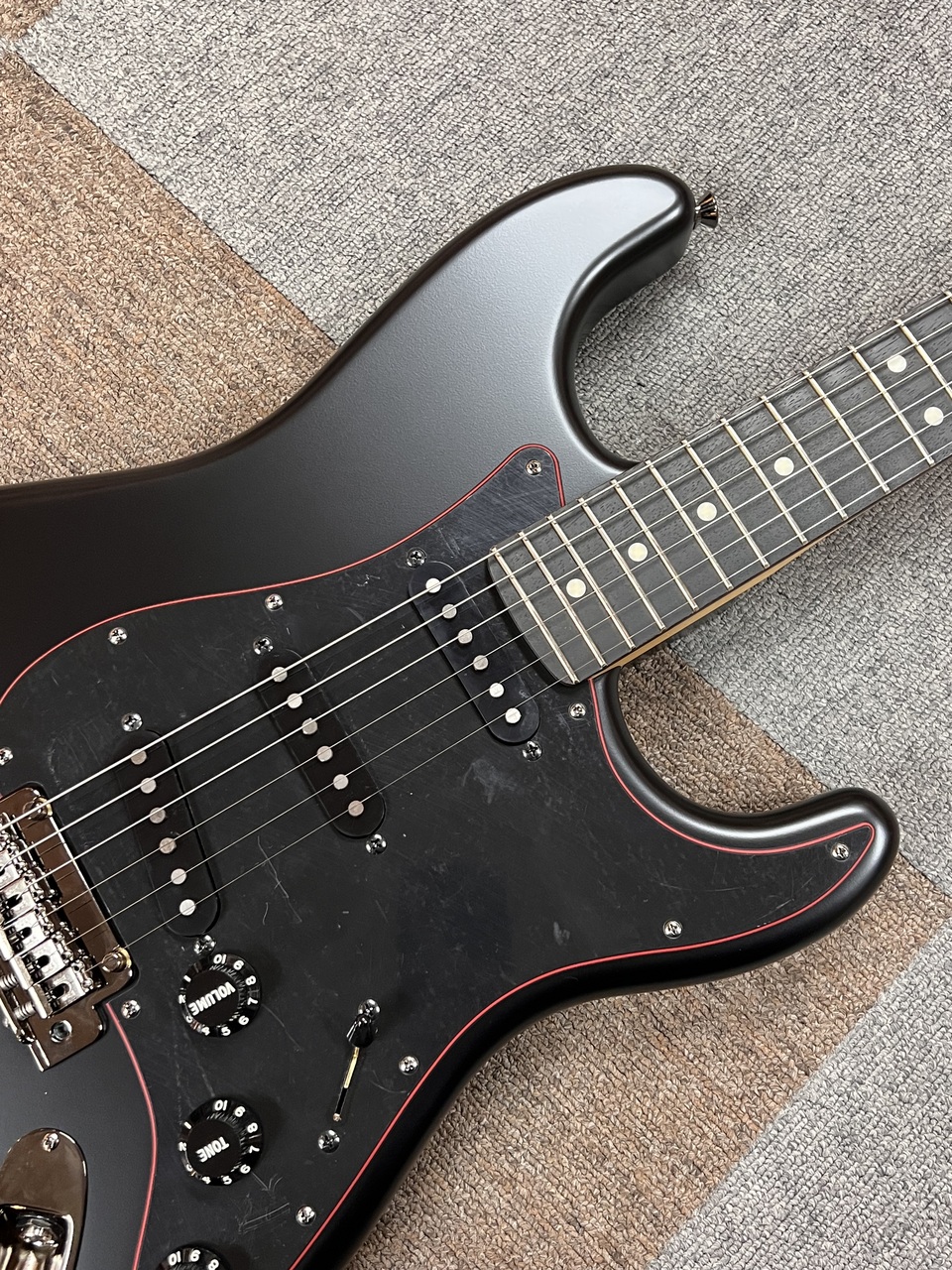 Fender Made in Japan Limited Hybrid II Stratocaster, Noir