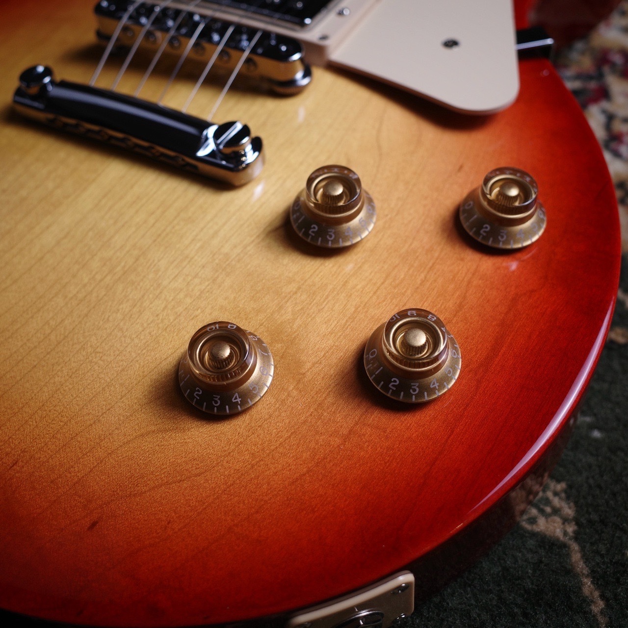 Gibson Les Paul Studio 2024 Cherry Sunburstエレキギター【3.52kg