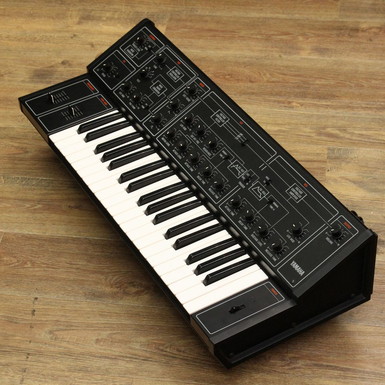 YAMAHA CS-10 【Vintage】 【キーボードマート新宿】【新宿店