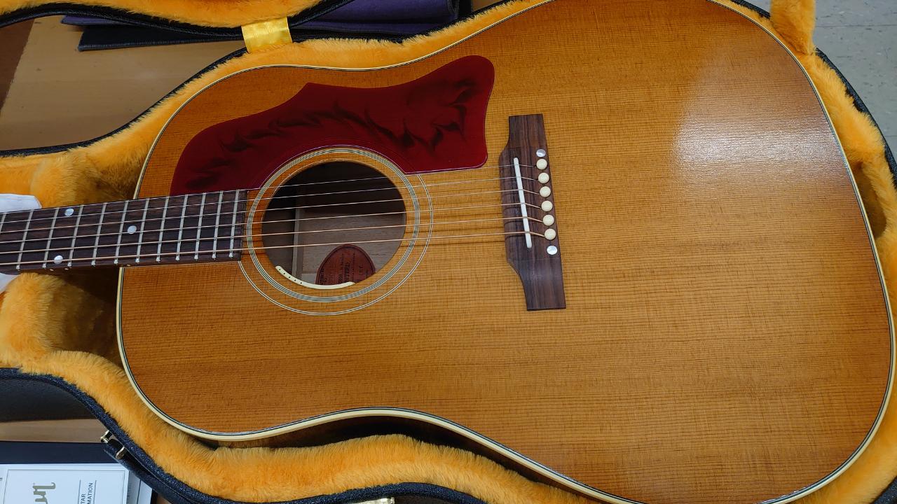 Gibson Custom Shop Hata Motohiro 秦基博 J-45 Murphy Lab Ultra