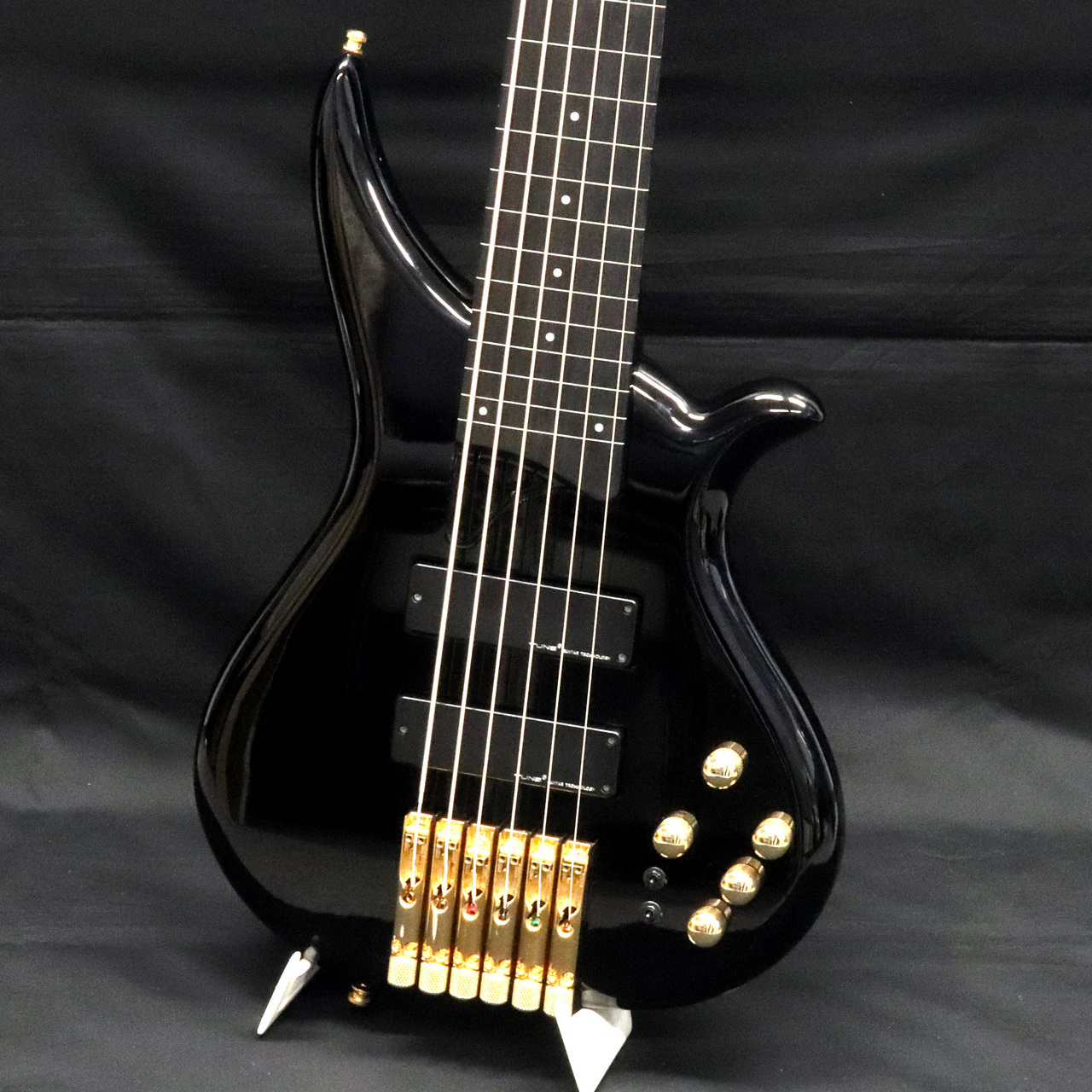 TUNE GUITAR MANIAC TUNE/TWB-6 Headless Ash Blk FL（中古/送料