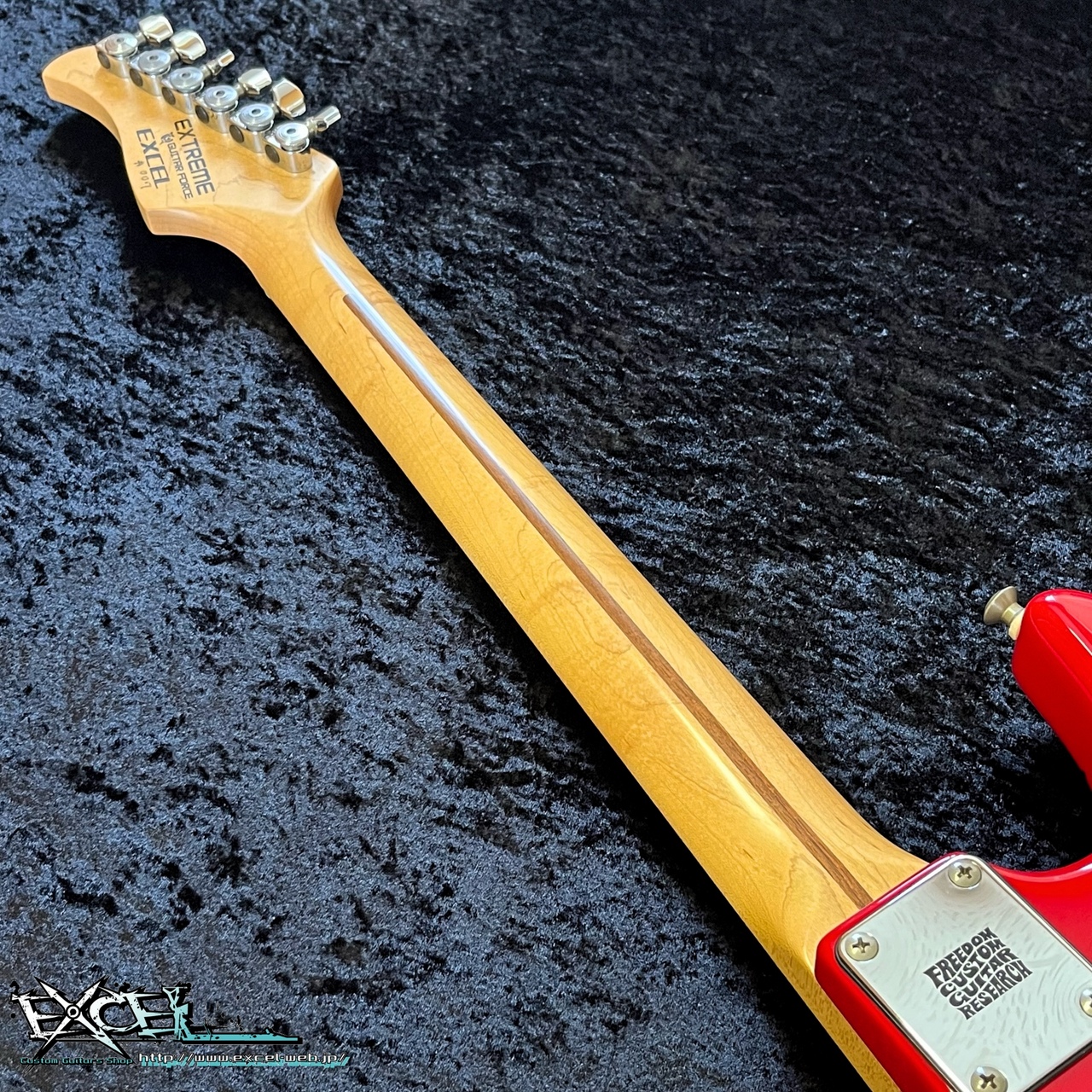 AIRCRAFT 「AC-7」ワンオフ品 | Zebra-Red & Black | 横山正氏 製作期