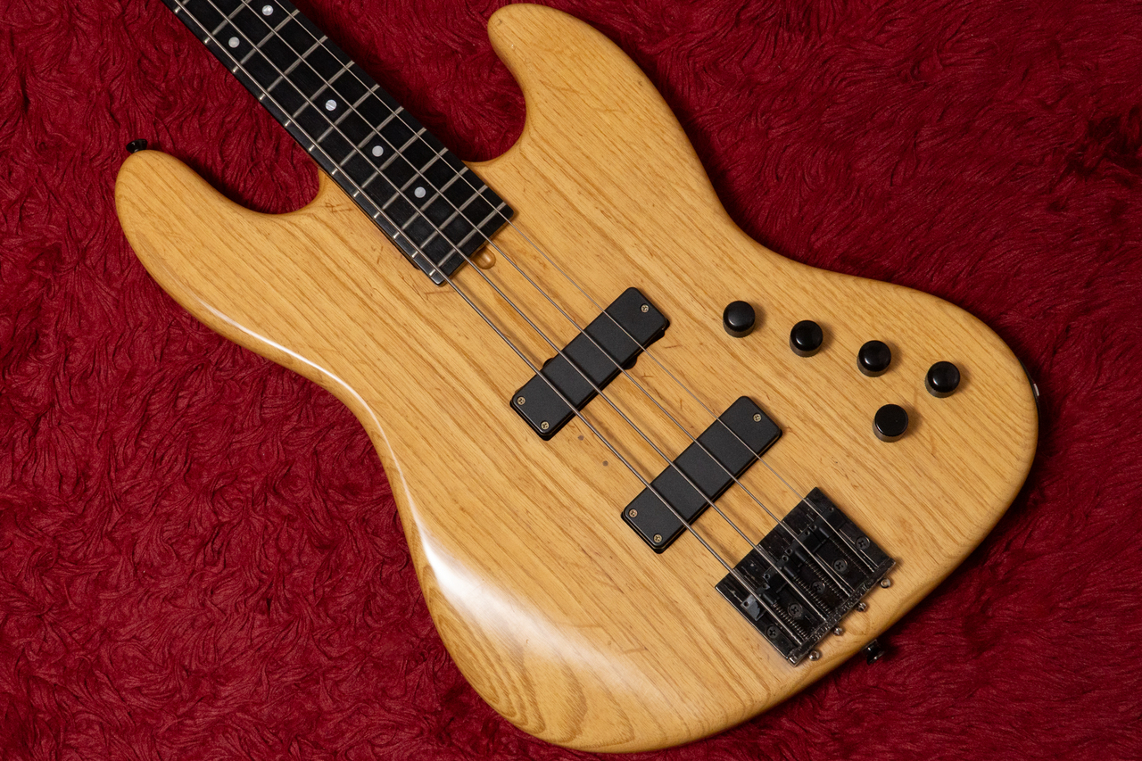 ◎ MOON エレキベース JJ-4 moon JJ-4≪当店オーダー！特注ピックガード搭載！≫ ムーン 【 三宮