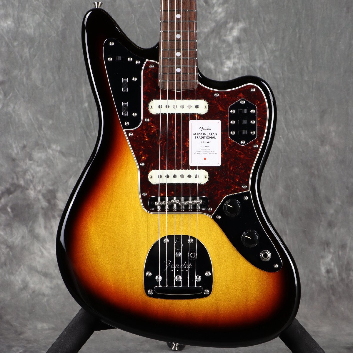 Fender Made in Japan Traditional 60s Jaguar Rosewood