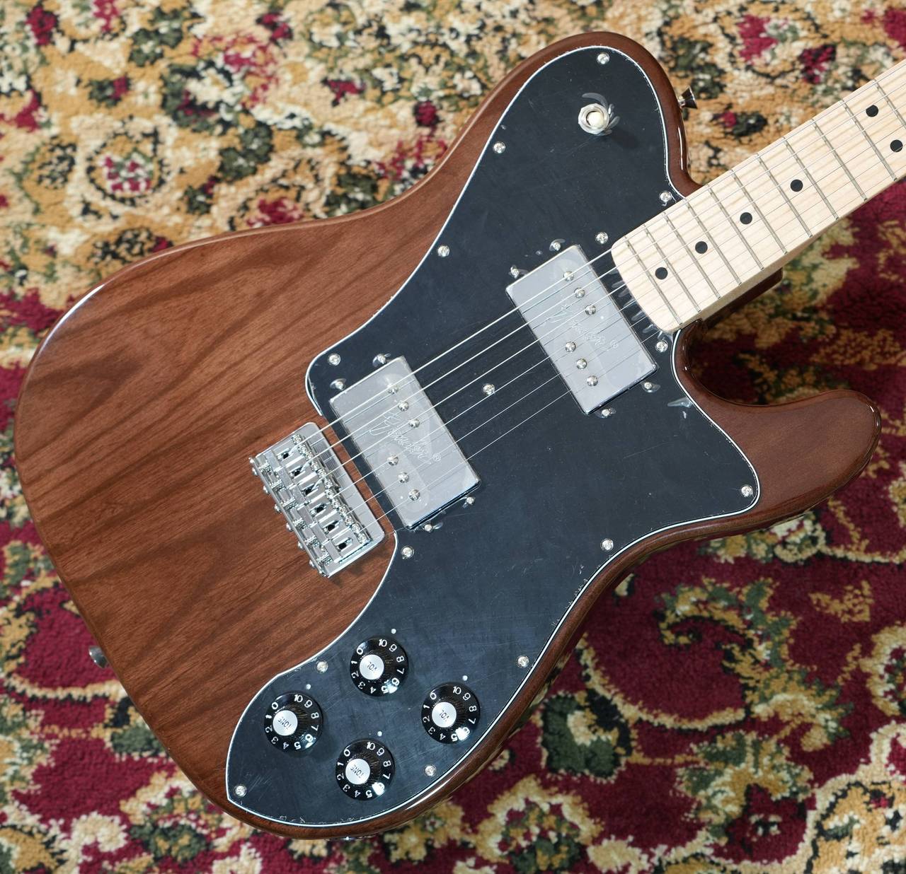 Fender FSR Made in Japan Traditional 70s Telecaster Deluxe Walnut