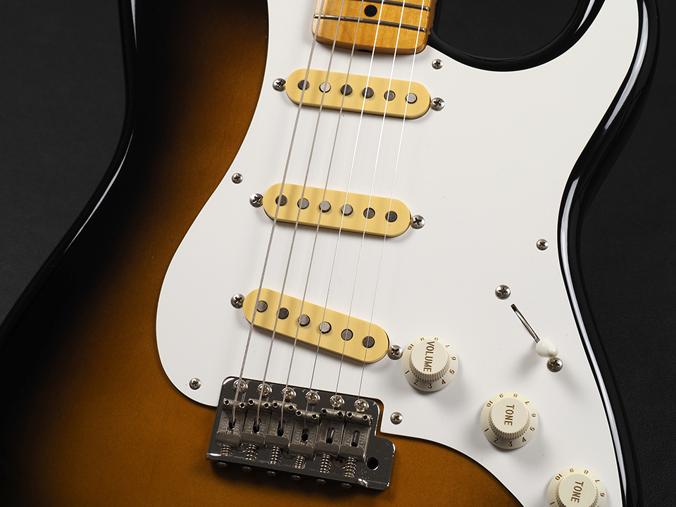 希少レア Fender Japan ST57-SS スケール 中古 美品 希少レア Fender Japan ST57-SS スケール 中古 美品 Fender