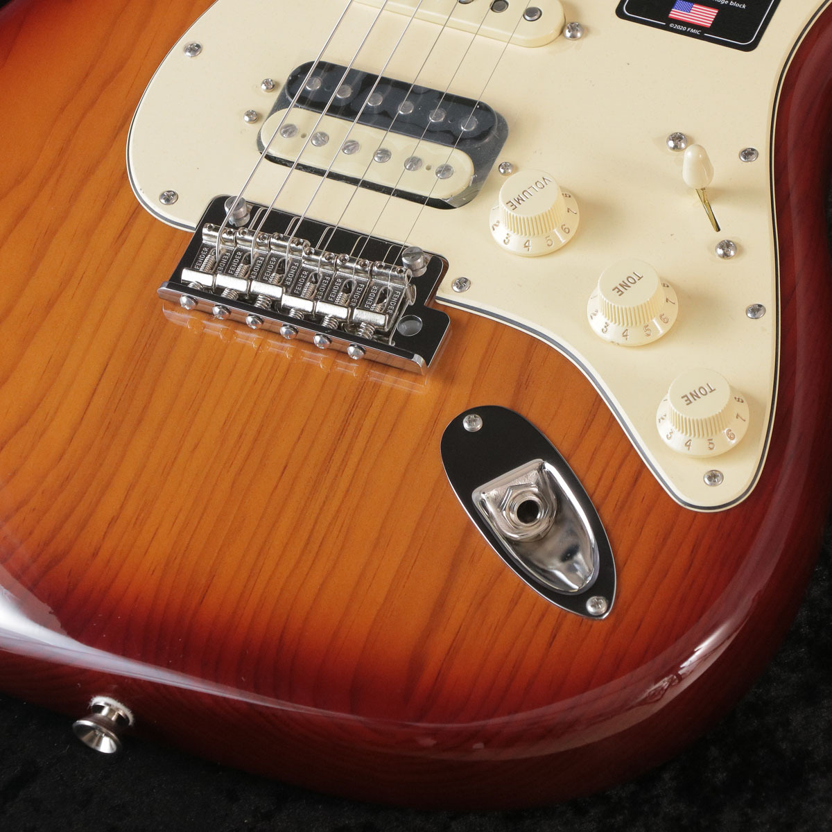 Fender American Professional II Stratocaster HSS Maple Fingerboard