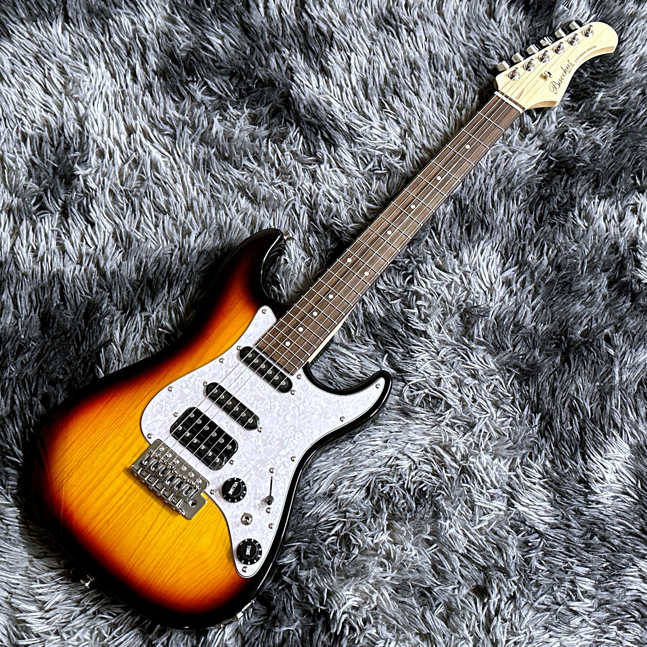 Bacchus GS-Mini 3TS (3-Tone Sunburst) -Univers Series-【ミニエレキ