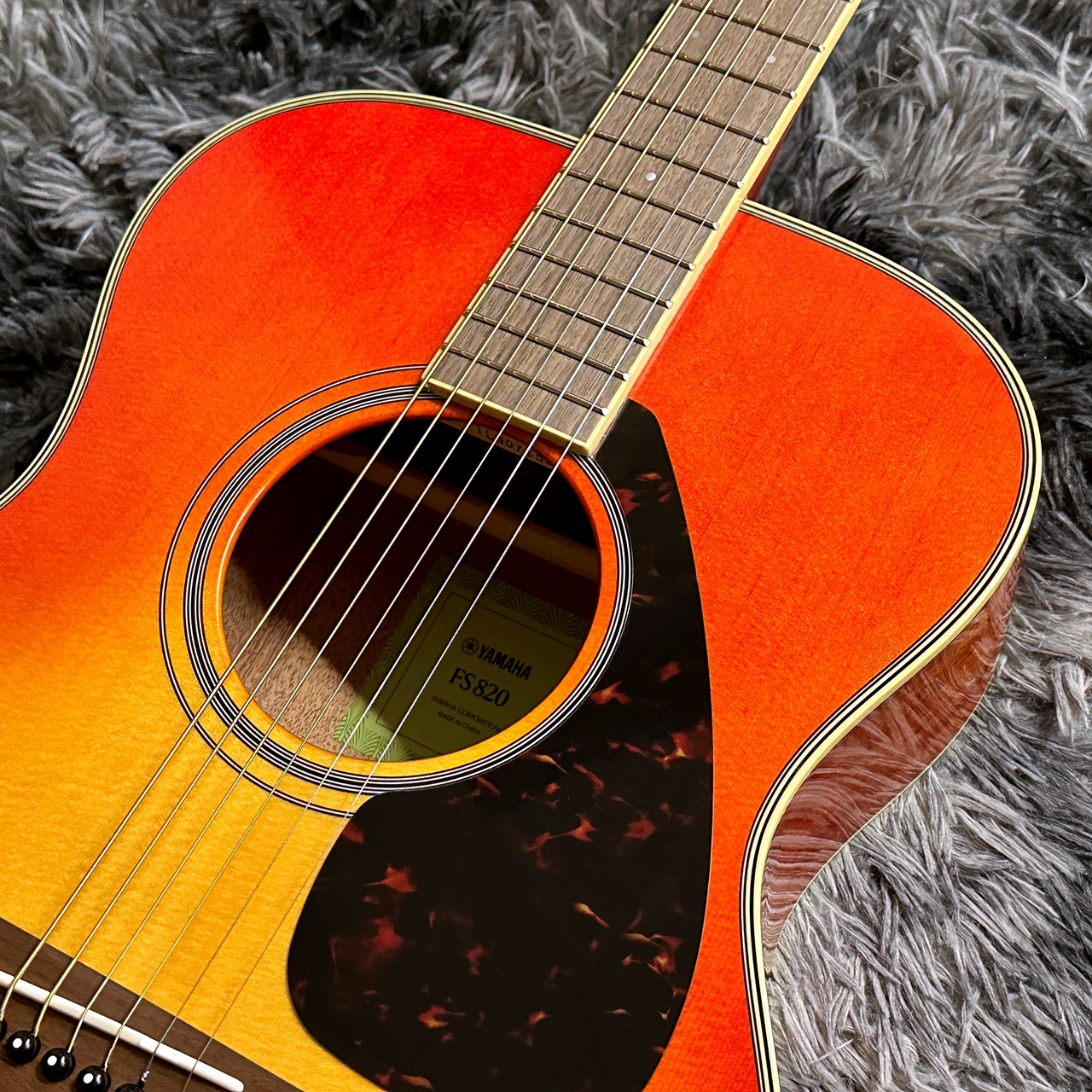 YAMAHA FS820 AB (Autumn Burst) 【定番ビギナー向けアコギ】【通販