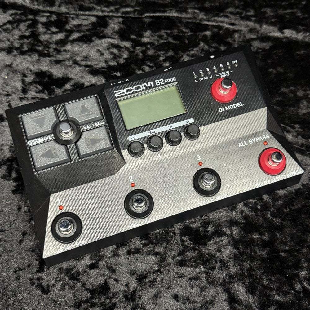 ZOOM B2 FOUR 【新宿店】(中古)【楽器検索デジマート】 ZOOM B2 FOUR 【新宿店】(中古)【楽器検索デジマート】