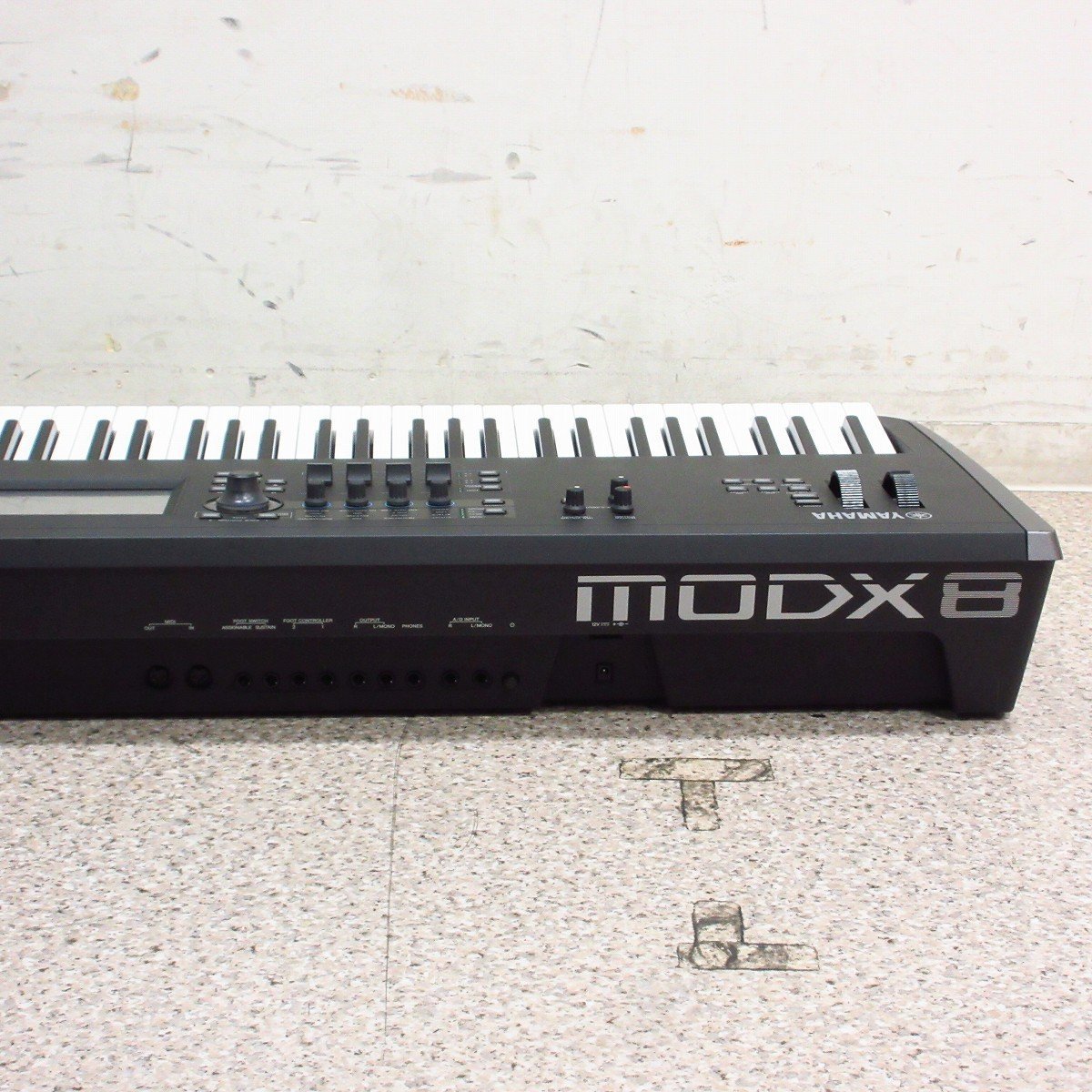 【美品】YAMAHA MODX8 88鍵シンセサイザー 付属品多数 スタンド付 YAMAHA ヤマハ / MODX8+ [シンプルセット！] 88鍵ミュージック