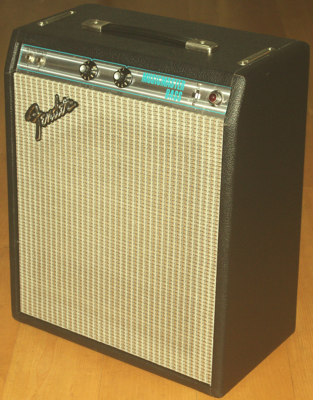 Fender 1977年製 Musicmaster Bass Amp（ビンテージ）【楽器検索