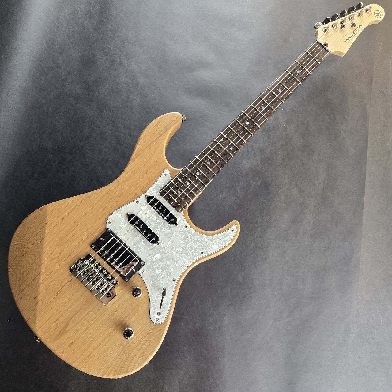 YAMAHA PACIFICA612VIIX - Yellow Natural Satin【現物画像