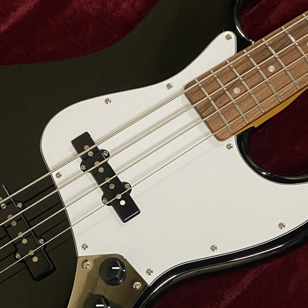 ベース HISTORY HJB-Performance Vintage Black HISTORY HJB-Performance Vintage Black エレキベース アクティブ