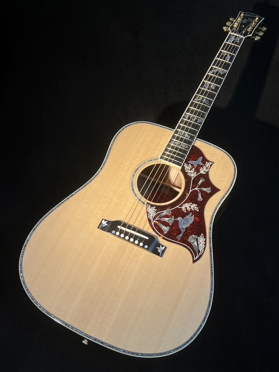 Gibson Custom Shop 【Price Down!】Hummingbird Custom KOA ~Antique