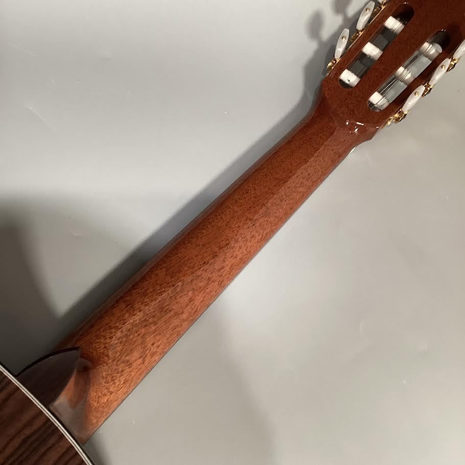KODAIRA AST-90 クラシックギター 650mmスケール 表板：杉単板 / 横裏
