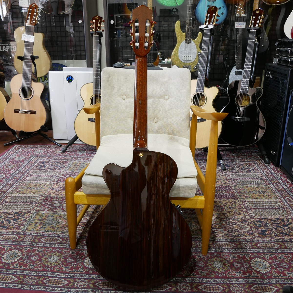 Crews Maniac Sound EG-1500C / Natural Yellow 【抜群の演奏性を誇る