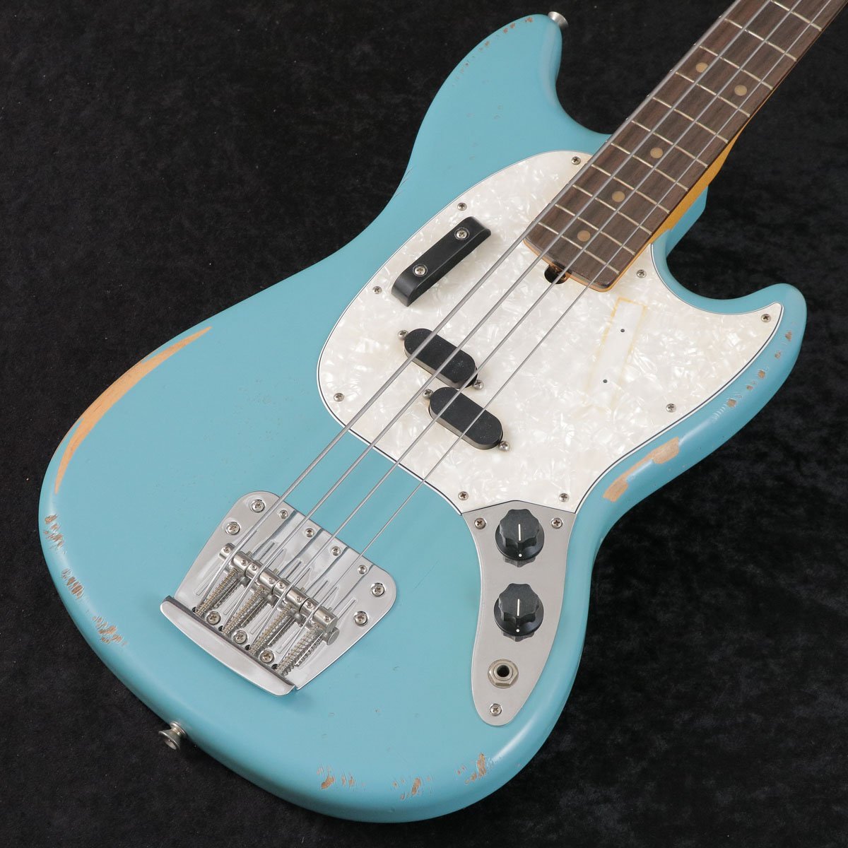 Fender JMJ Road Worn Mustang Bass Daphne Blue Rosewood 【御茶ノ水本店】