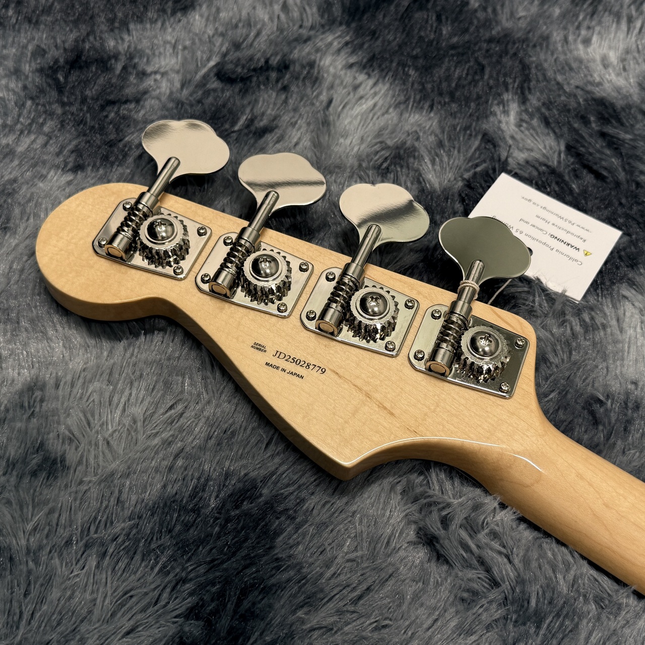 Fender Made in Japan Traditional 60s Jazz Bass 3-Color Sunburst