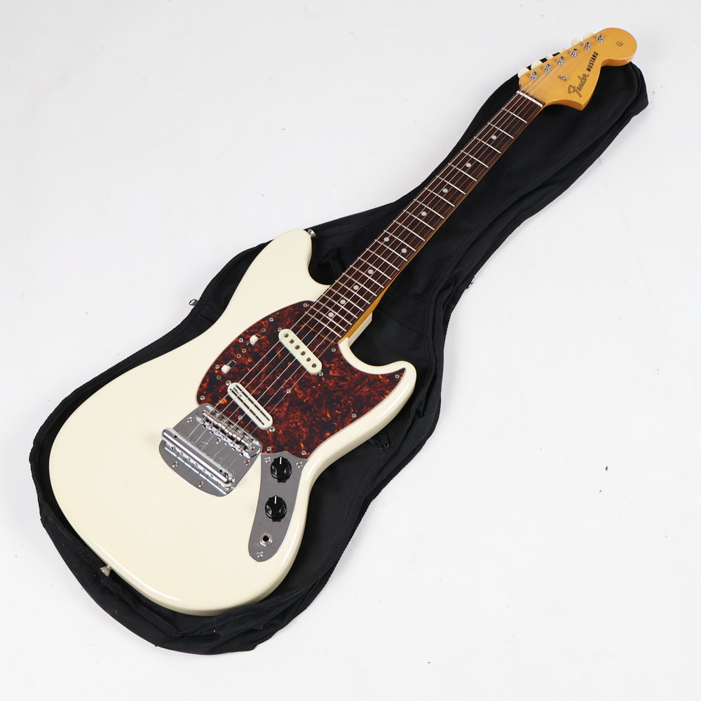 fender japan mustang ムスタング1999- Fender Japan MG66 Mustang 1999年‐2002年 ダイナ楽器製入荷！ | 楽器