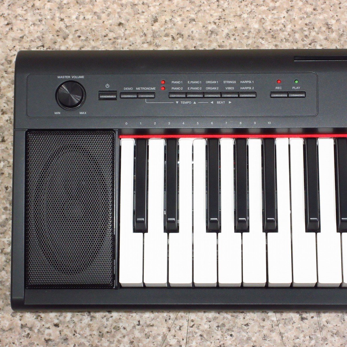 YAMAHA NP-12B / Piaggero シンプルな61鍵キーボード 【横浜店