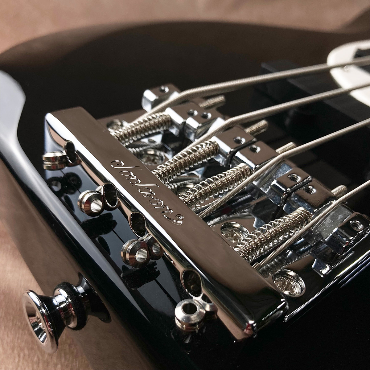 Jackson X Series Signature David Ellefson Concert Bass CBXM IV, Gloss  Black【WEBSHOP在庫】（B級特価/送料無料）【楽器検索デジマート】