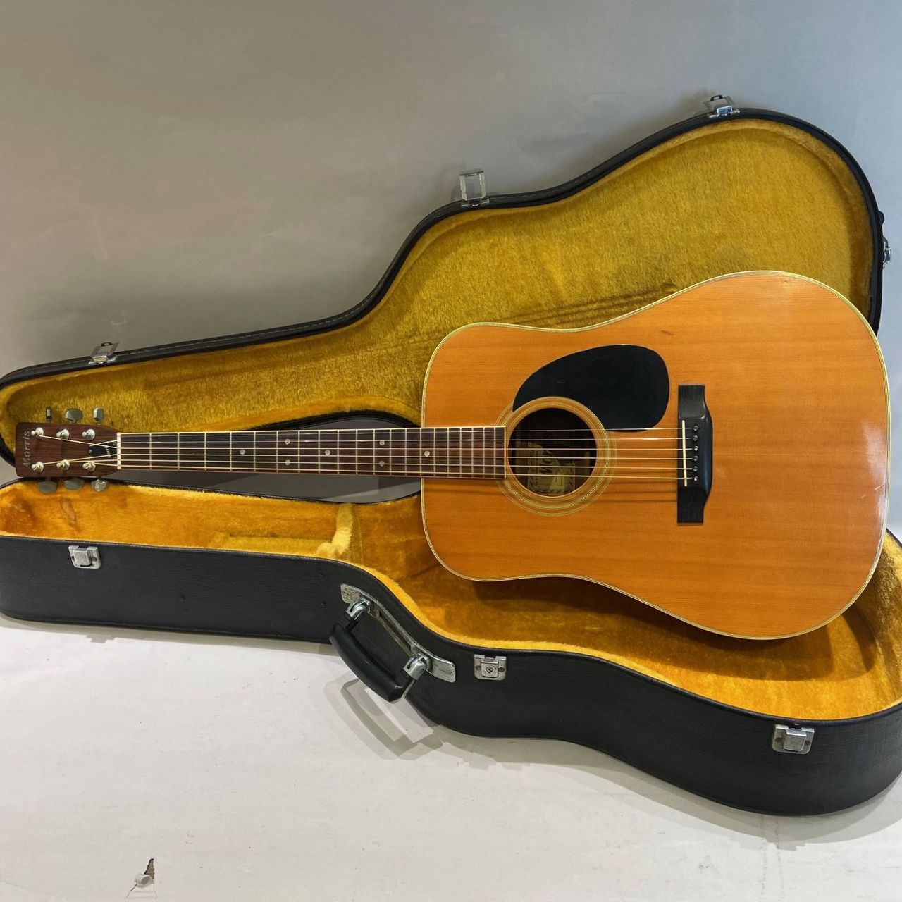 Morris W-25 1974年 ハードケース付属（ビンテージ/送料無料