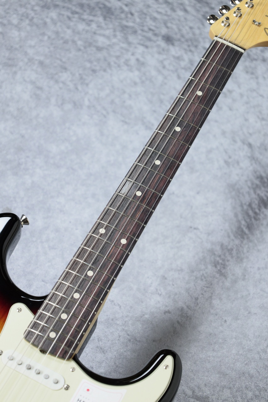 Fender Made in Japan Heritage 60s Stratocaster -3-Color Sunburst