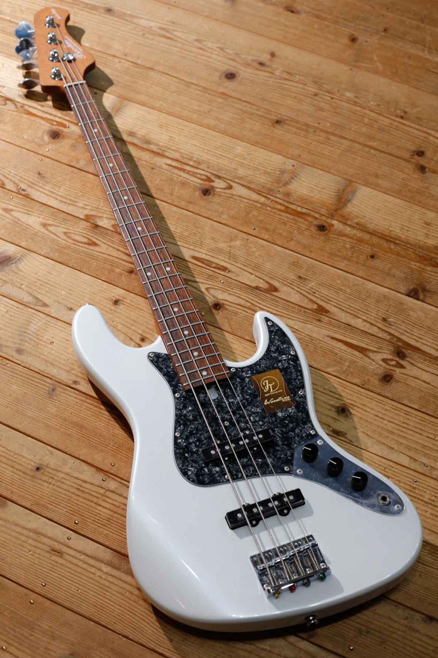 Bacchus WL604-RSM/R PWH (Pearl White)（新品/送料無料）【楽器検索