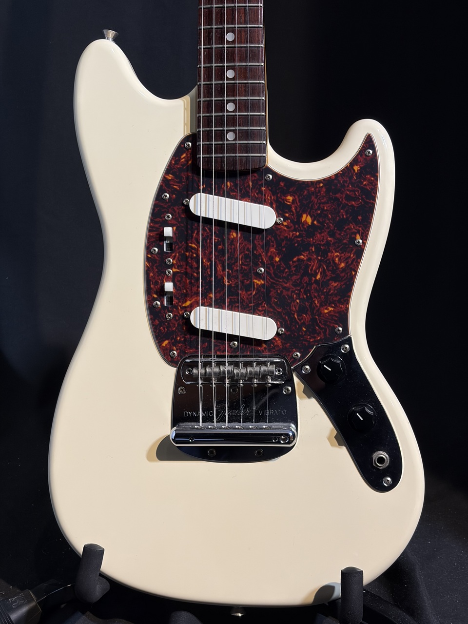 美品 メンテ済 Fender Japan MUSTANG MG66-66 WHT 美品 メンテ済