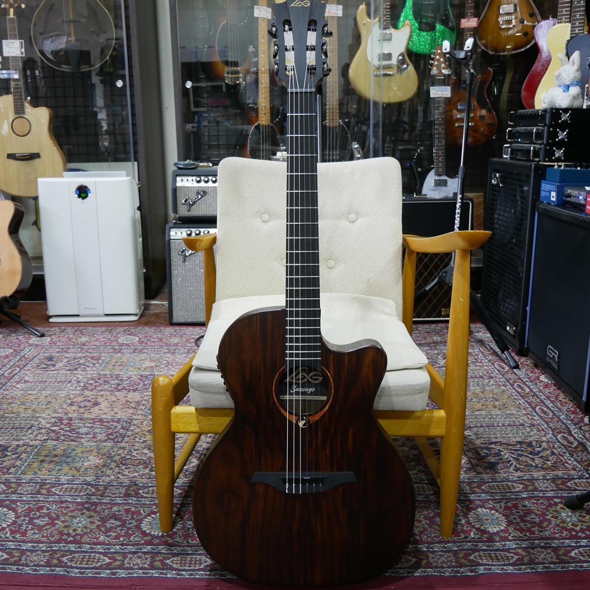 LAG Guitars SAUVAGE-N-ASCE / Nylon Auditorium Slim Cutaway