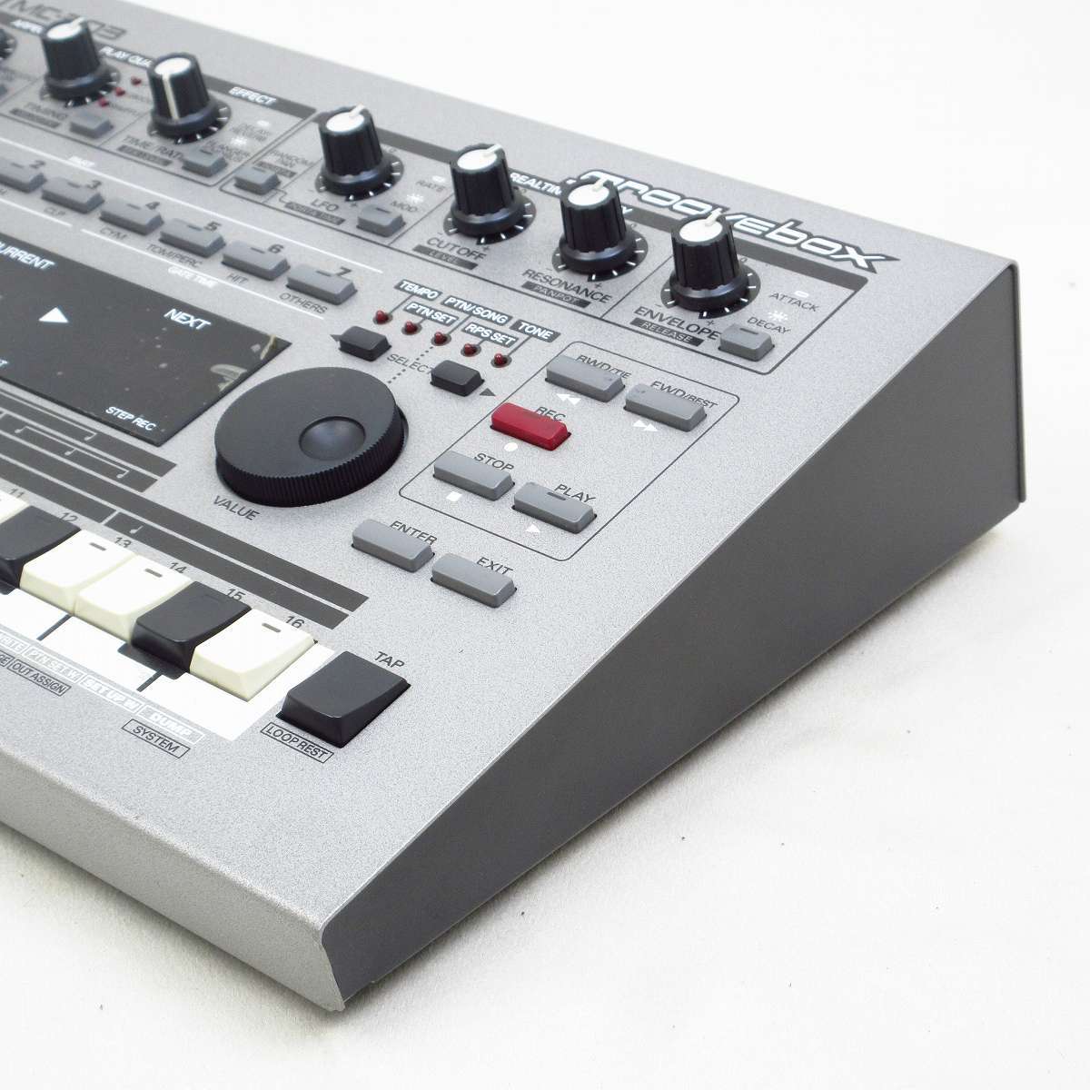 Roland MC-303 
