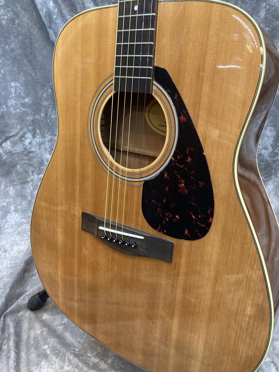 E286 YAMAHA アコースティックギター F620DW 現状品 E286 YAMAHA アコースティックギター F620DW 現状品