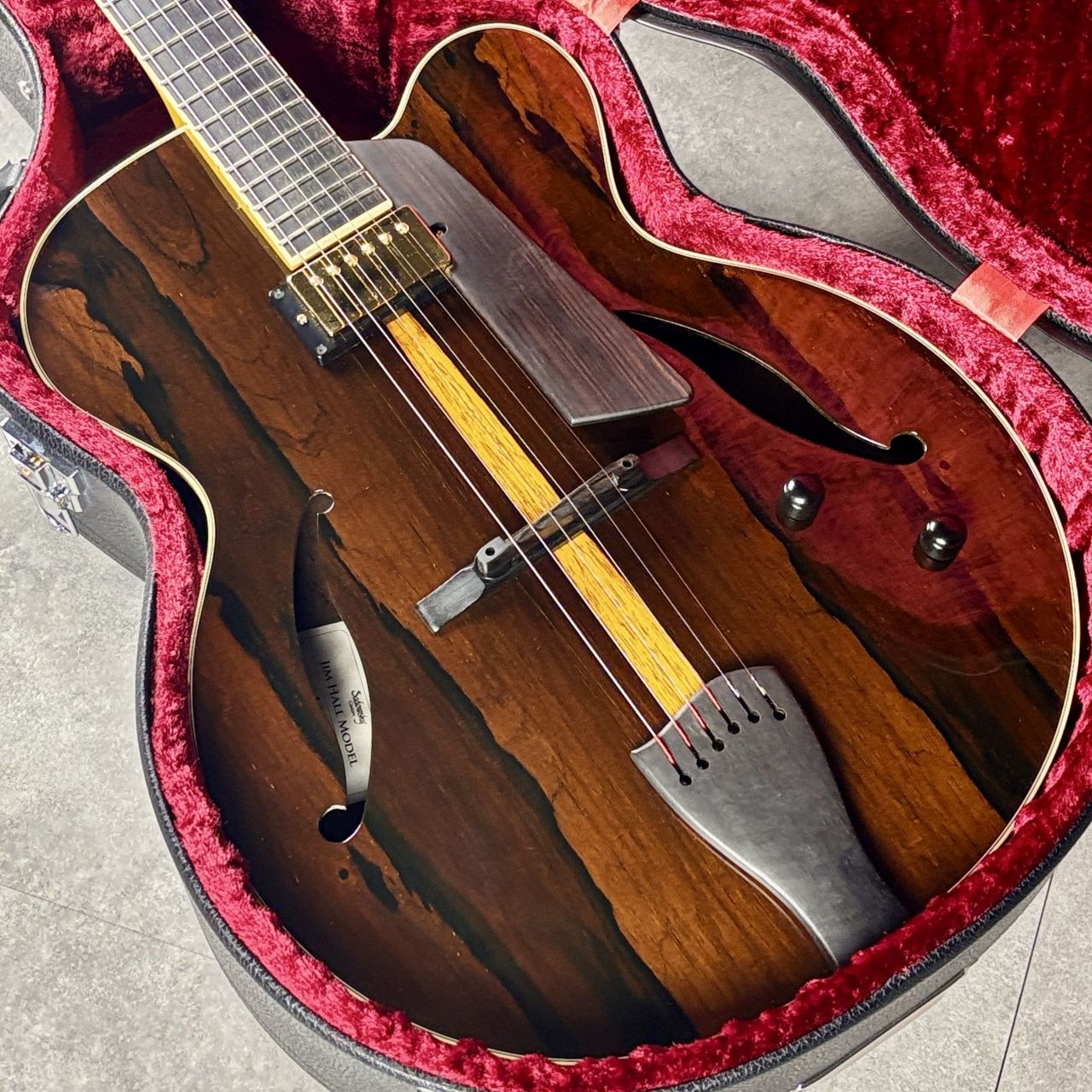 Sadowsky Jim Hall Model【現物画像】【本体重量：2.740kg】（中古