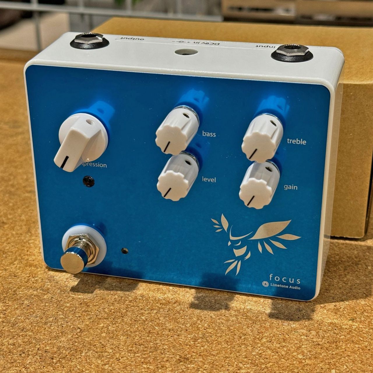 ベース Limetone Audio focus alumite color ベース Limetone Audio focus alumite color レビュー】Limetone