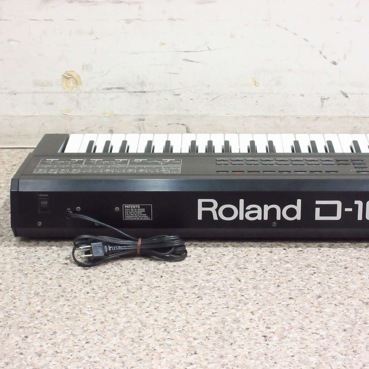 音出し確認済】Roland D-10 シンセサイザー 音出し確認済】Roland D-10