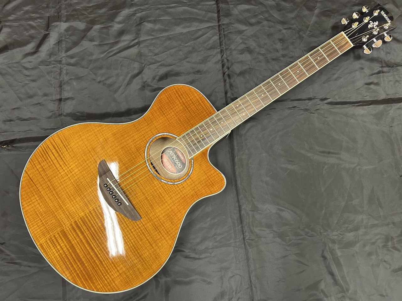 YAMAHA APX600FM（新品特価）【楽器検索デジマート】