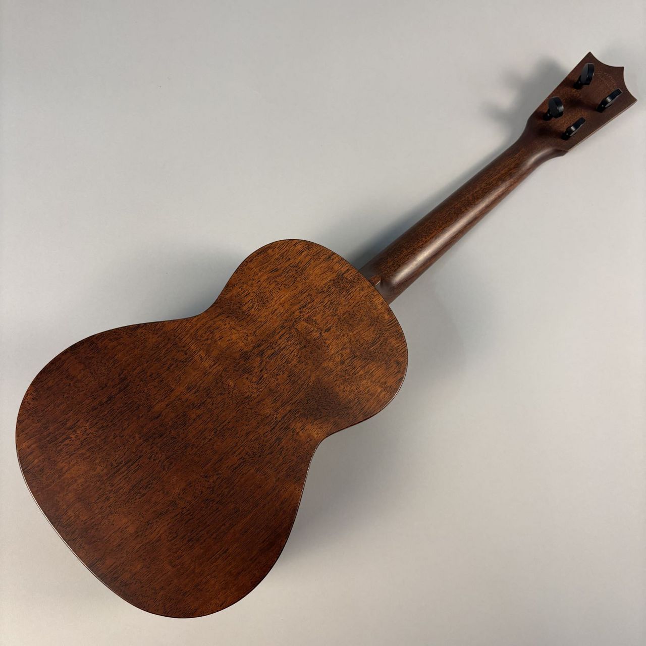 Martin 1T IZ Tenor Uke 【イズラエル・カマカヴィヴォオレ
