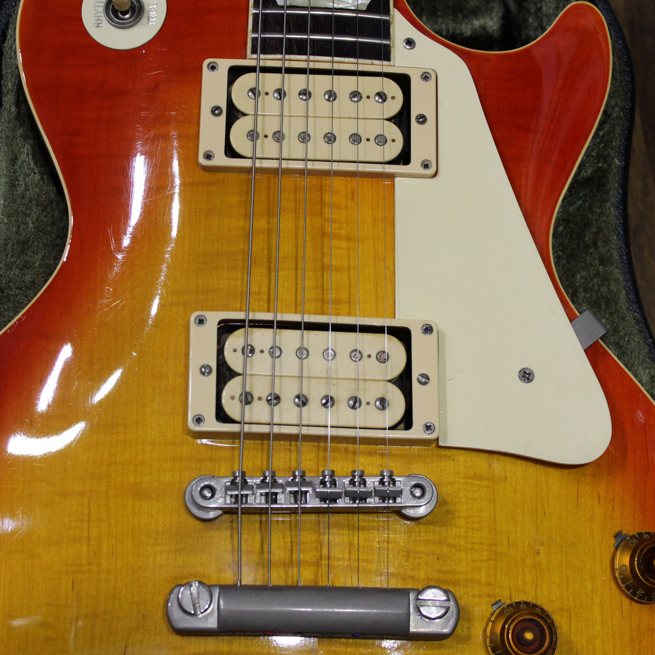TOKAI LOVE ROCK MODEL(レスポールタイプ)ビンテージ 高額買取実施中!!】Tokai Love Rock MODEL レスポールタイプ