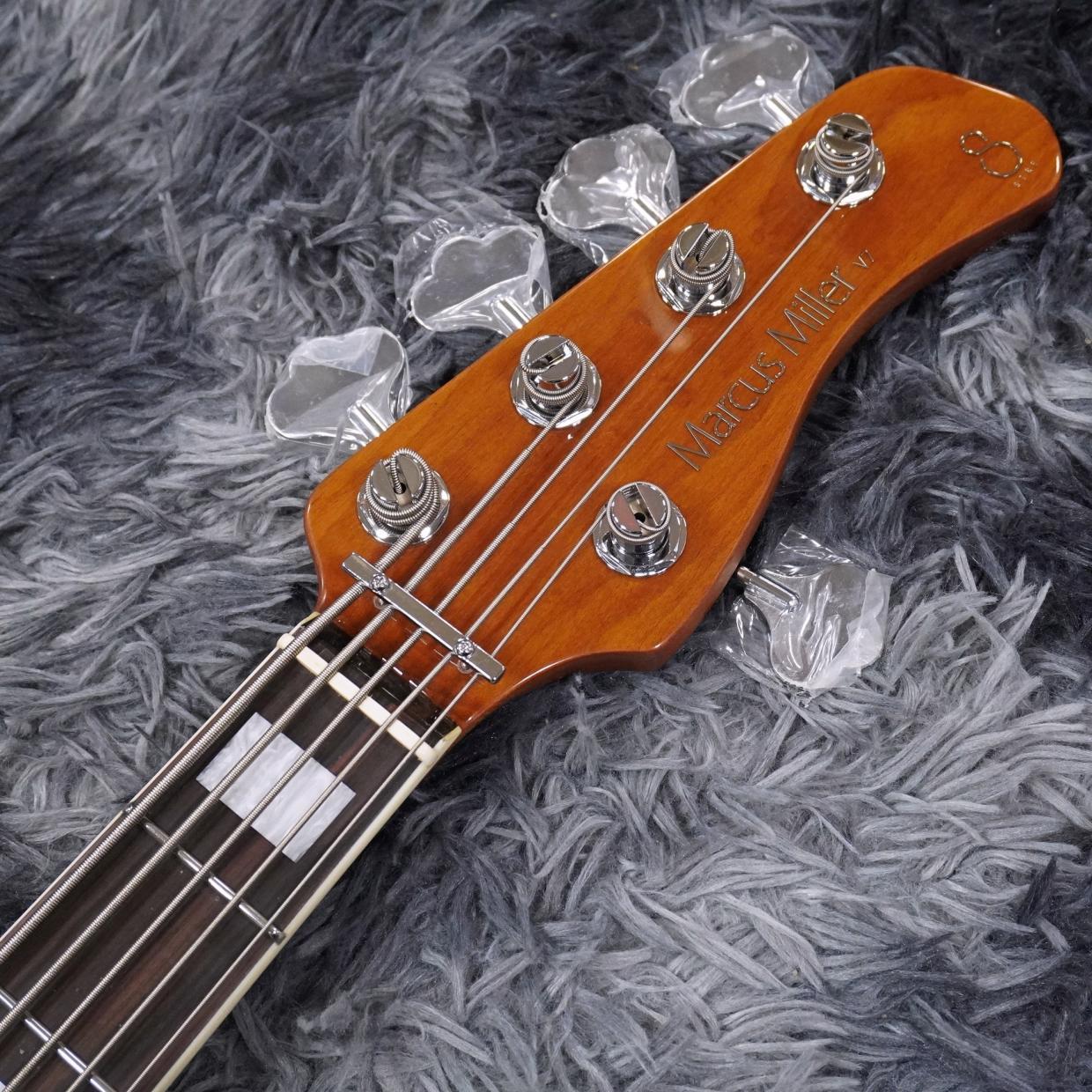 Sire Marcus Miller V7 New Gen 5-String Antique White（新品/送料