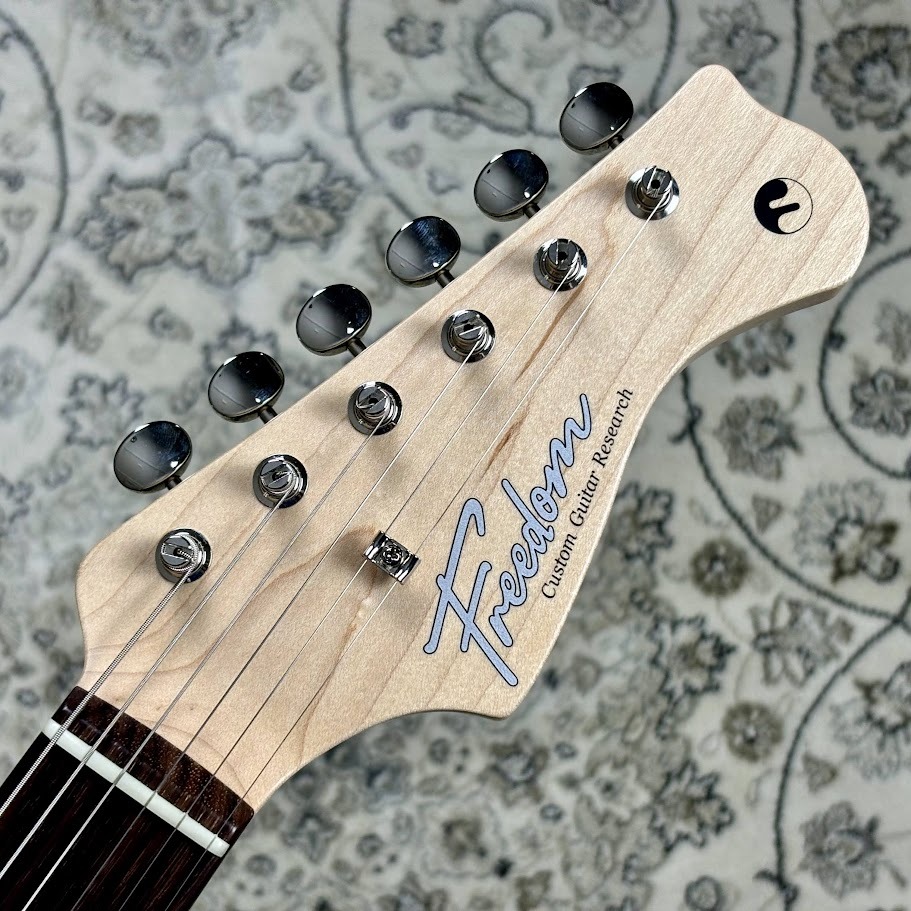 FREEDOM CUSTOM GUITAR RESEARCH C.S. Retro Series ST【3.57kg
