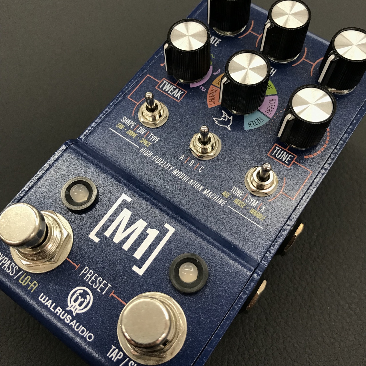 Walrus Audio MAKO M1 ギターエフェクター MAKO Series: M1 High-Fidelity Modulation Machine